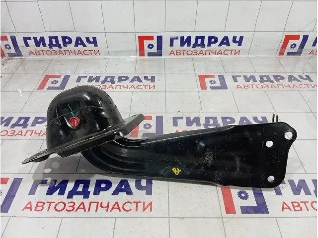 Рычаг задний левый JAC J7 2921110U7300