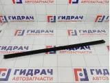 Уплотнитель стекла передний правый JAC J7 6104240U7300