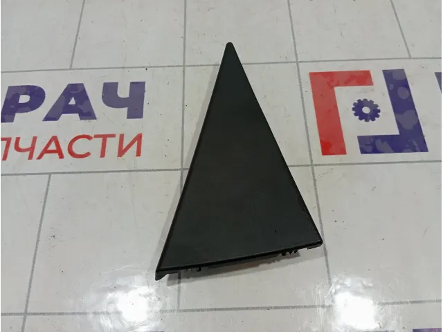 Накладка двери внутренняя задняя правая JAC J7 6202400U7300