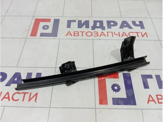 Направляющая стекла двери задняя правая JAC J7 6204260U7300