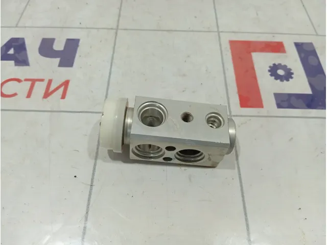 Клапан кондиционера JAC J7 JK70327A002Z