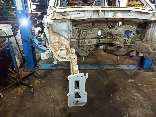 Лонжерон передний правый JAC J7