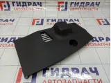 Накладка центральной консоли правая JAC J7 5305220U7300