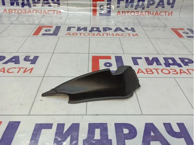 Накладка решетки стеклоочистителя левая JAC J7 5206610U7300