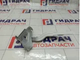 Петля капота правая JAC J7 8406200U7300