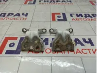 Петли двери передней левой JAC J7