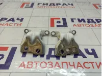 Петли двери передней правой JAC J7