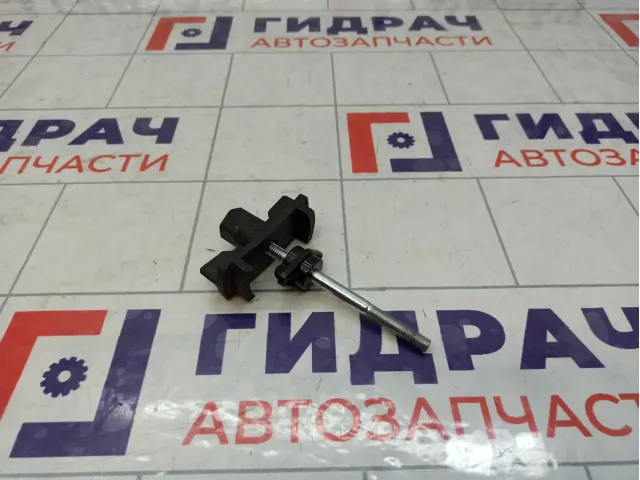 Болт крепления запасного колеса JAC J7 3901022U7300