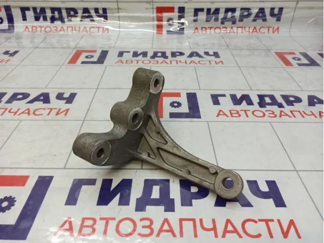 Кронштейн двигателя левый JAC J7 1001740V5080