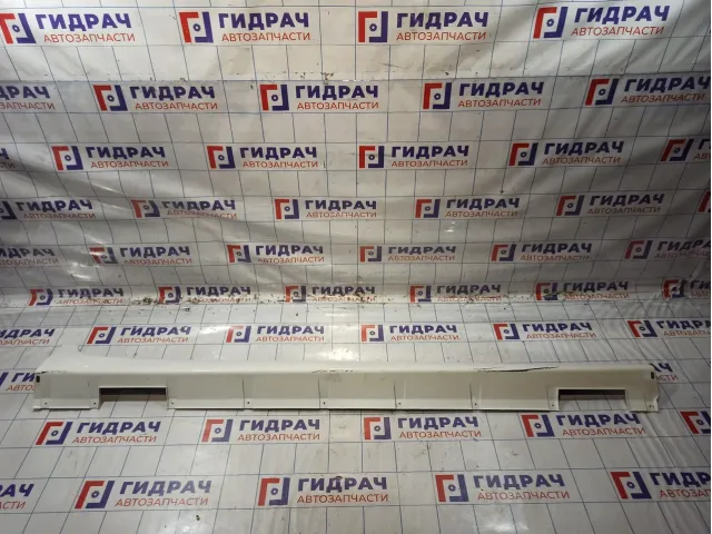 Накладка порога наружная правая JAC J7 5522200U7300