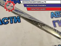 Молдинг задней правой двери Jeep Grand Cherokee