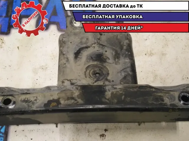 Кронштейн решетки под лобовое Jeep Grand Cherokee