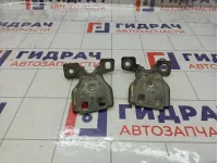 Петли двери задней правой Jeep Grand Cherokee