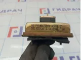 Ограничитель двери передний левый Jeep Grand Cherokee (WJ) 55135591AC.