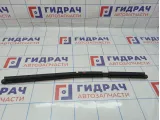 Накладка стекла заднего левого Jeep Grand Cherokee (WJ) 55135891AC. Наружний.
