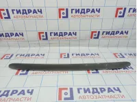 Накладка двери багажника Jeep Grand Cherokee (WJ) 5012554AA. Царапина ЛКП.