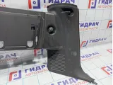 Обшивка багажника правая Jeep Grand Cherokee (WJ) 5FA621AZAF. Царапины, трещина.