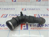 Патрубок воздушного фильтра Jeep Grand Cherokee (WJ) 04854188AB.