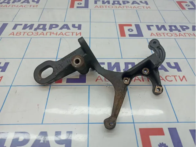 Кронштейн генератора Jeep Grand Cherokee (WJ) 5015072AA.