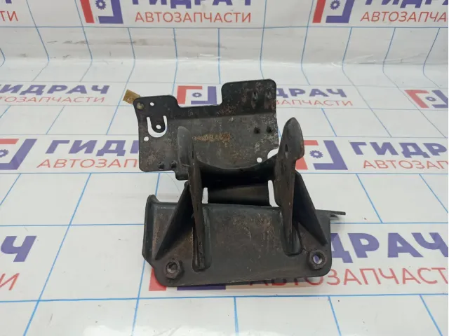 Кронштейн двигателя левый Jeep Grand Cherokee (WJ) 52059053.