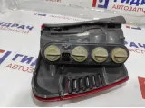 Фонарь задний правый Jeep Grand Cherokee (WJ) 55155142AC. Царапины.