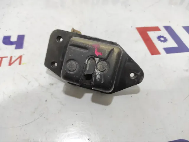 Замок багажника левый Jeep Grand Cherokee (WJ) 55136742AC.