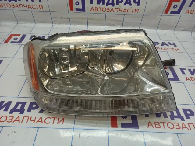 Фара правая Jeep Grand Cherokee (WJ) 55155942AB.