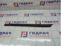 Молдинг лобового стекла правый Jeep Grand Cherokee (WJ) .