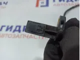 Датчик ABS задний правый Jeep Grand Cherokee (WJ) 56041308AA.