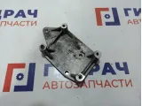 Кронштейн компрессора кондиционера Jeep Grand Cherokee (WJ) 90512840F.