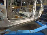 Порог со стойкой левый Jeep Grand Cherokee (WJ) . Коррозия.