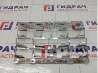 Накладка решетки радиатора центральная Jetour X70 Plus F278401117