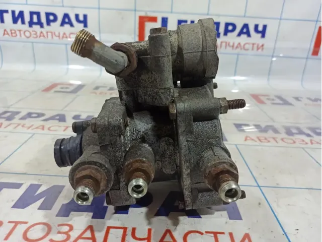 Клапан управления тормозами прицепа с клапаном обрыва KamAZ 4308 25-3522210.