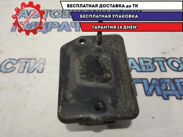 Кронштейн усилителя заднего бампера левый Kia Cerato 3 86641A7000 .