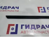 Уплотнитель стекла двери передней левой Kia Rio 4 82231-H0000.