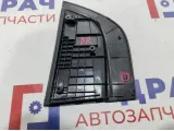 Накладка двери задней правой Kia Rio 4 83840-H0000. Дефект.Уголок наружный.
