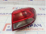 Фонарь задний наружный правый Kia Rio 4 92402-H0001.