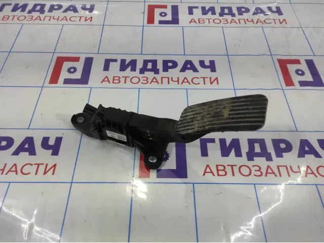 Педаль газа Kia Rio 4 32700-F2100.