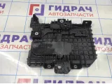 Крепление АКБ Kia Rio 4 37150-H5000.