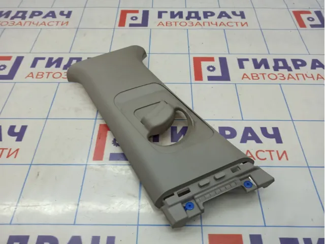 Обшивка стойки средней левой верхняя Kia Rio 4 85830-H0100-TTX. Потертости.