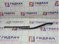 Поводок стеклоочистителя передний правый Kia Rio 4 98321-H2000.