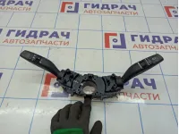 Переключатель подрулевой в сборе Kia Rio 4 93403-H0300. Потертости.