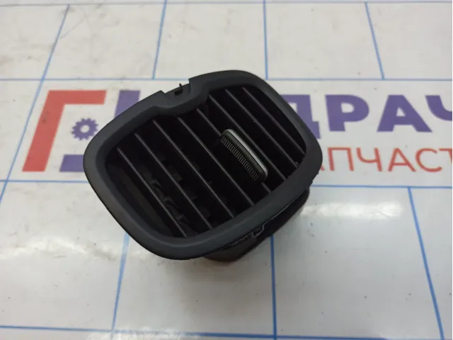 Дефлектор воздушный в торпедо правый Kia Rio 4 97490-H0100WK.