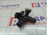 Горловина радиатора Kia Rio 4 25327-H5110.