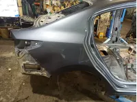 Крыло заднее правое Kia Rio 4 . Вмятина.Сколы.