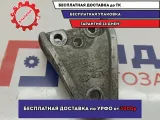 Кронштейн двигателя правый Kia Sportage (KM) 21815-2E000.