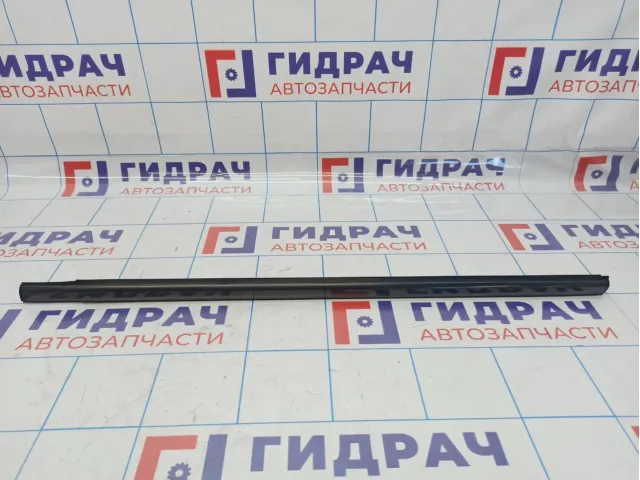 Накладка стекла заднего левого Kia Spectra 0K2A173810A.