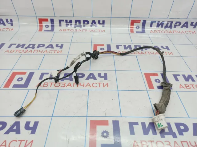 Проводка двери задней левой Kia Spectra 0K2N2-67210.
