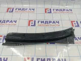 Решетка стеклооч. (планка под лобовое стекло) правая Kia Spectra 0K2A150785B.