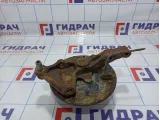 Кулак поворотный задний правый Kia Spectra 0K2A326110D. Коррозия.